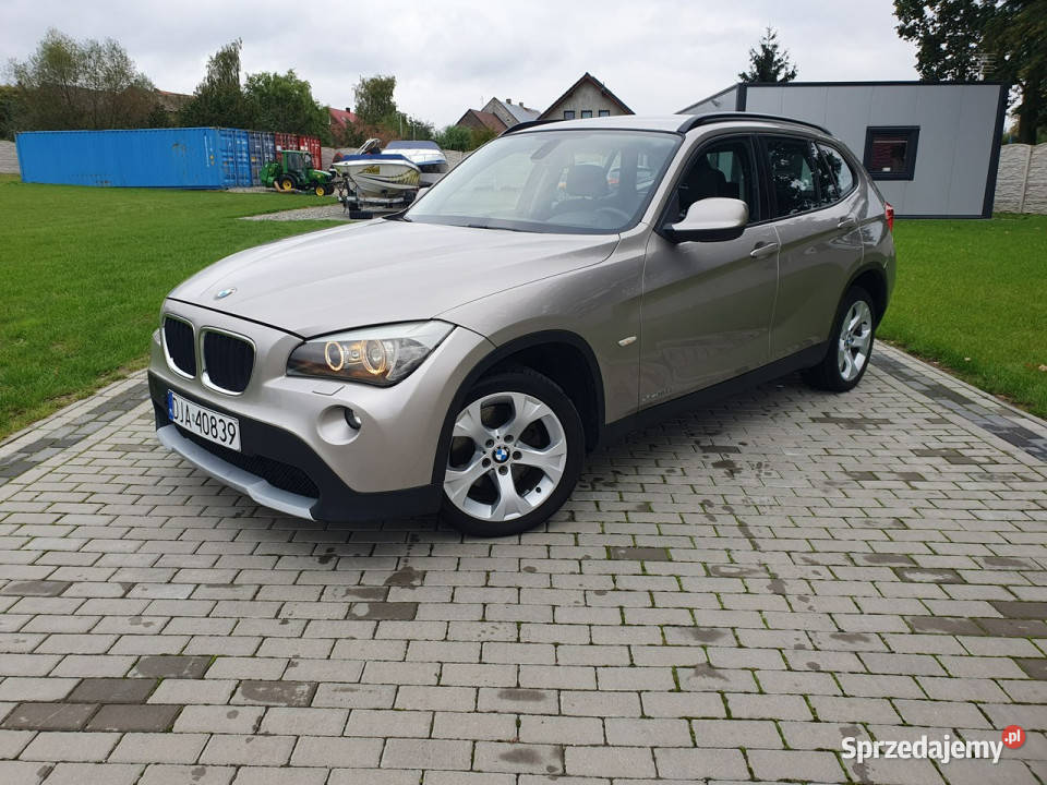 BMW X1 20d 177 X Drive Bixenon Hak Raty Zamiana ASR (kontrola trakcji) Strobice