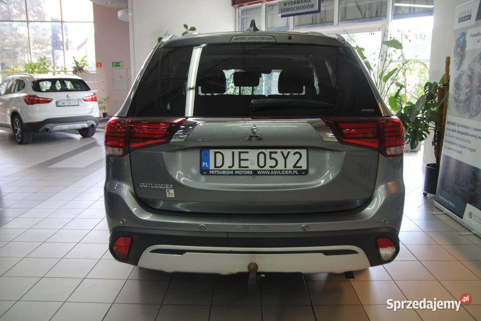 Mitsubishi Outlander Salon Polska INSTYLENAVI Wrocław