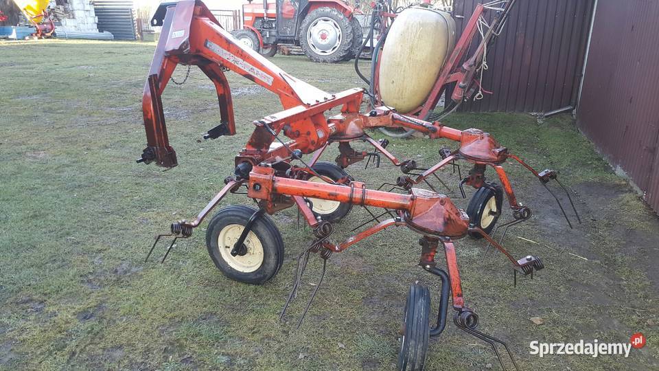 Przetrząsarka DeutzFahr Kh 400DN Pająk do siana Deutz-Fahr Maszyny zielonkowe Ołpiny