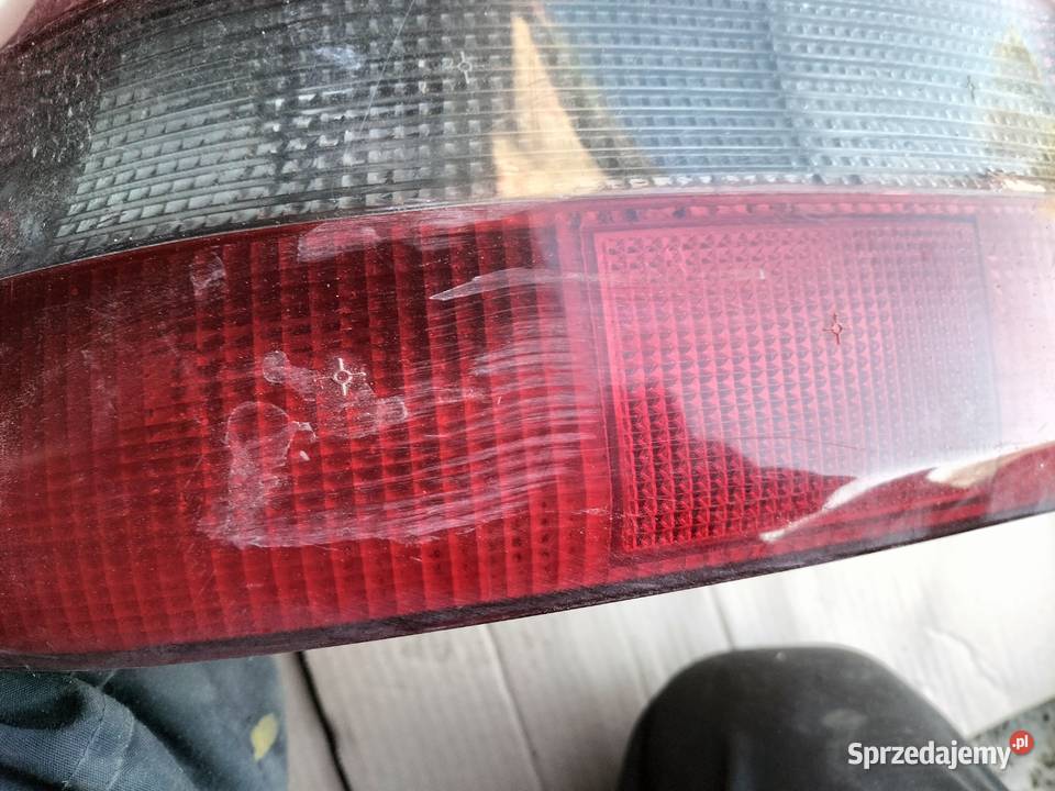 Volvo S40 LAMPA LEWY TYŁ LEWA TYLNA WKŁAD LAMPY lewe Kamień-Kolonia sprzedam