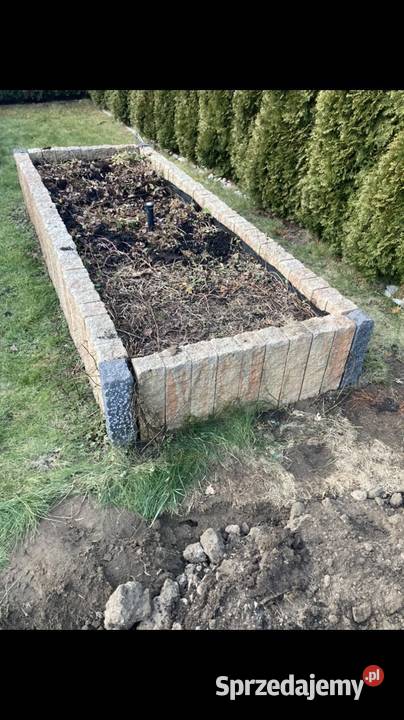 Palisada beton ozdobny imitacja kamienia słupek Dom i Ogród Oborniki Śląskie sprzedam