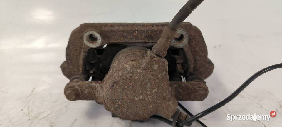 ZACISK HAMULCOWY PRZÓD PRAWY MERCDESBENZ C 160 osobowe sprzedam
