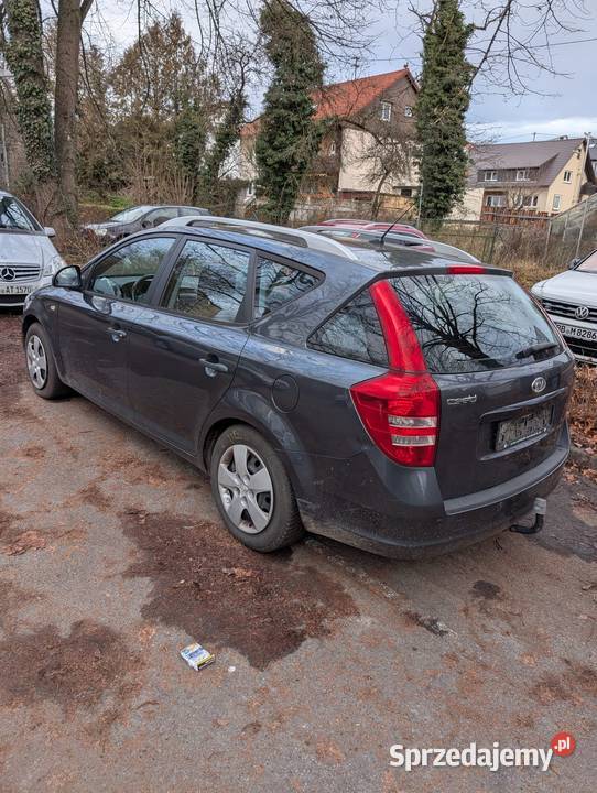 Kia ceed kombi diesel Łosiów