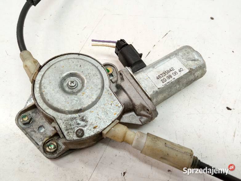 MECHANIZM SZYBY PRAWY PRZÓD CC CABRIO 46735842