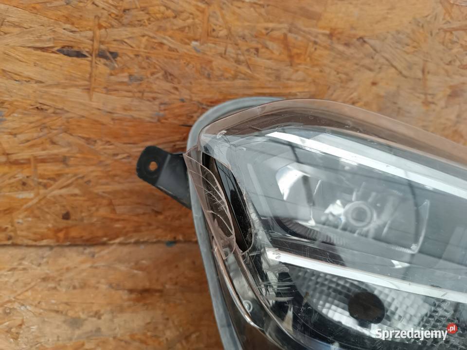 LAMPA LEWY PRZÓD REFLEKTOR EU 60605720R RENAULT osobowe Nowy Tomyśl