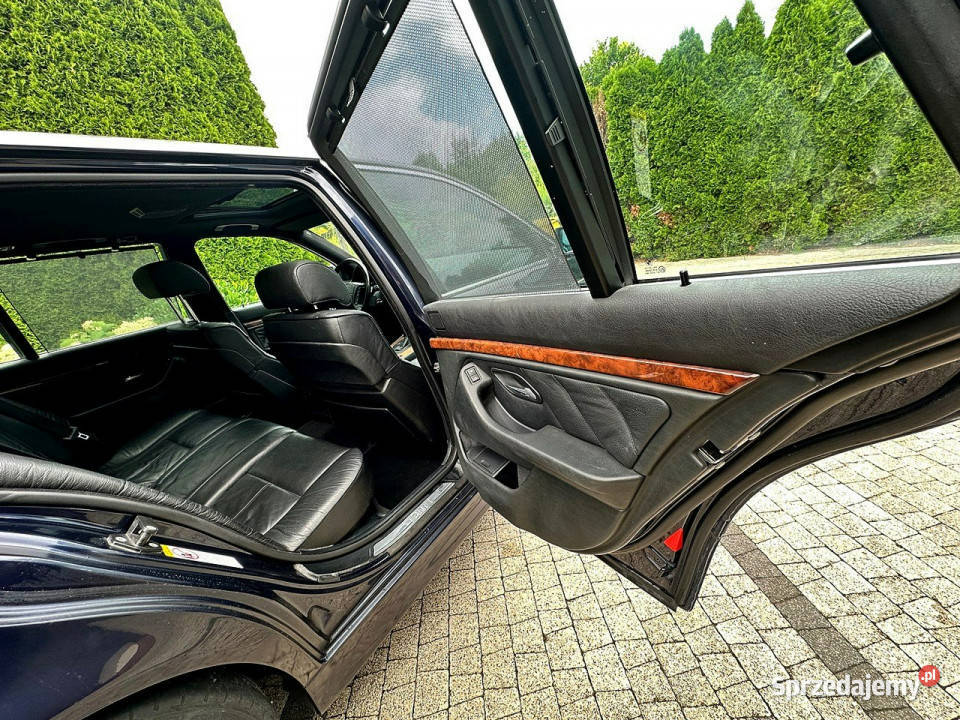 BMW 540 BMW 540i e39 Touring V8 285 Pełne Lift dolnośląskie