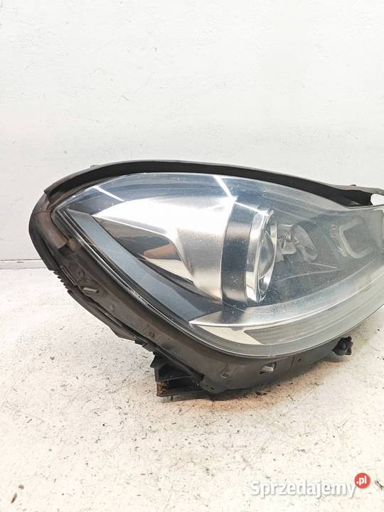 MercedesBenz C W204 Lampa Prawy Przód Xenon ILS osobowe Opole Lubelskie sprzedam
