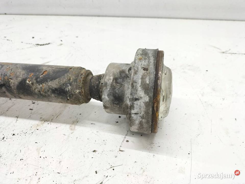 WAŁ NAPĘDOWY PRZÓD 30 TDI 240 7l VW Volkswagen