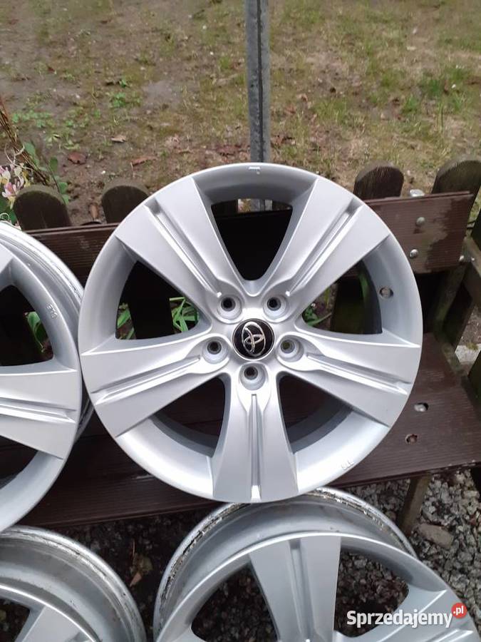 17 5X1143 ET 35 felgi KIAToyotaHonda pomorskie sprzedam