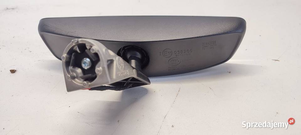 VOLVO XC40 LUSTERKO ŚRODKOWE 31442729 sprzedam
