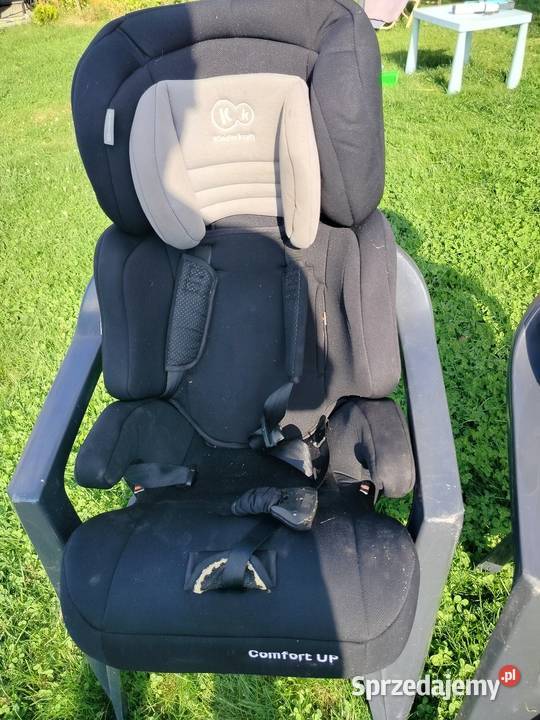 Fotelik samochodowy Akcesoria Brąchnowo sprzedam