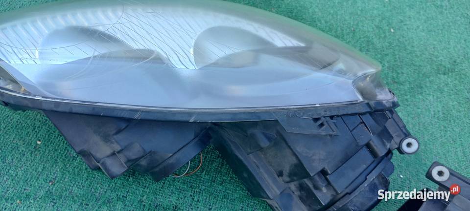 Reflektory lampy przód Volkswagen Golf V inne Kamień Śląski