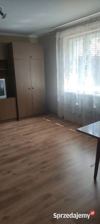 Dom jednorodzinny z budynkami gospodarczymi Rytwiny