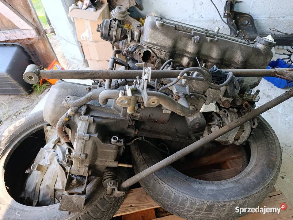 Części Mazda 323 BD 83 sprzedam