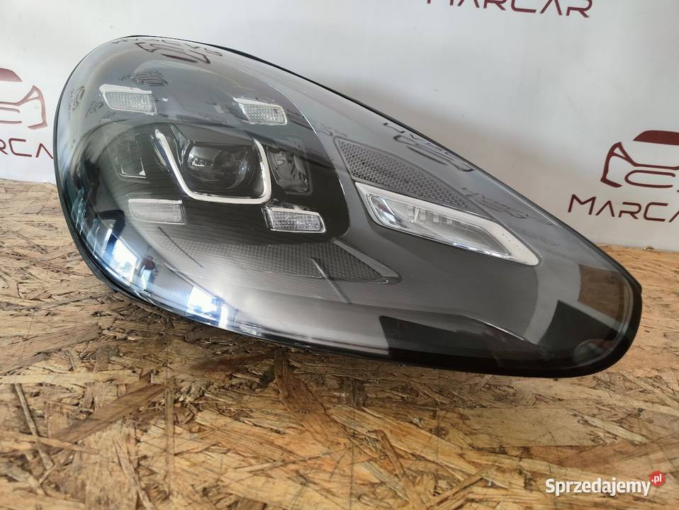 Lampa Prawy Przód Porsche Cayenne 7P II Lift Pleszew sprzedam