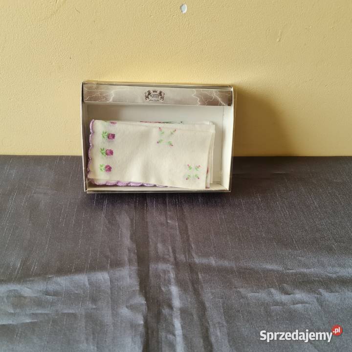 Chusteczki z PRLu 1 Warszawa