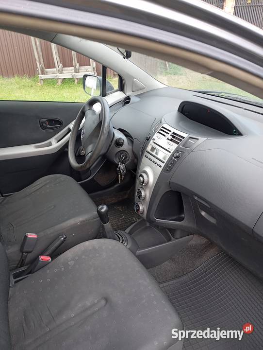 Yaris II 2010 10 5drzwi klimatyzacja bez Drzewica