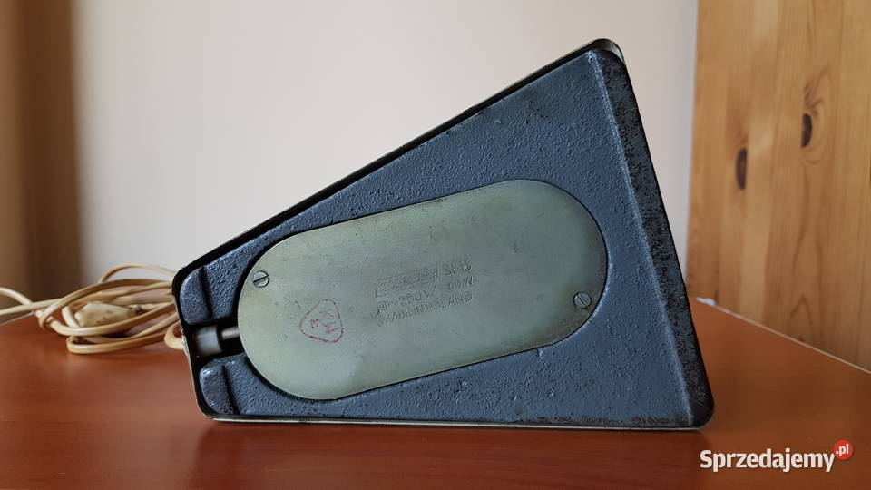 Lampa biurowa ST 16 Zaos oświetlenie PRL śląskie Dąbrowa Górnicza