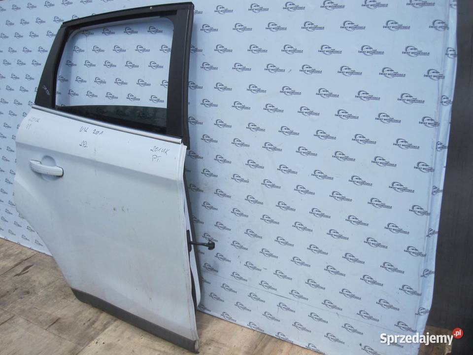 FORD KUGA MK1 I drzwi prawe tył