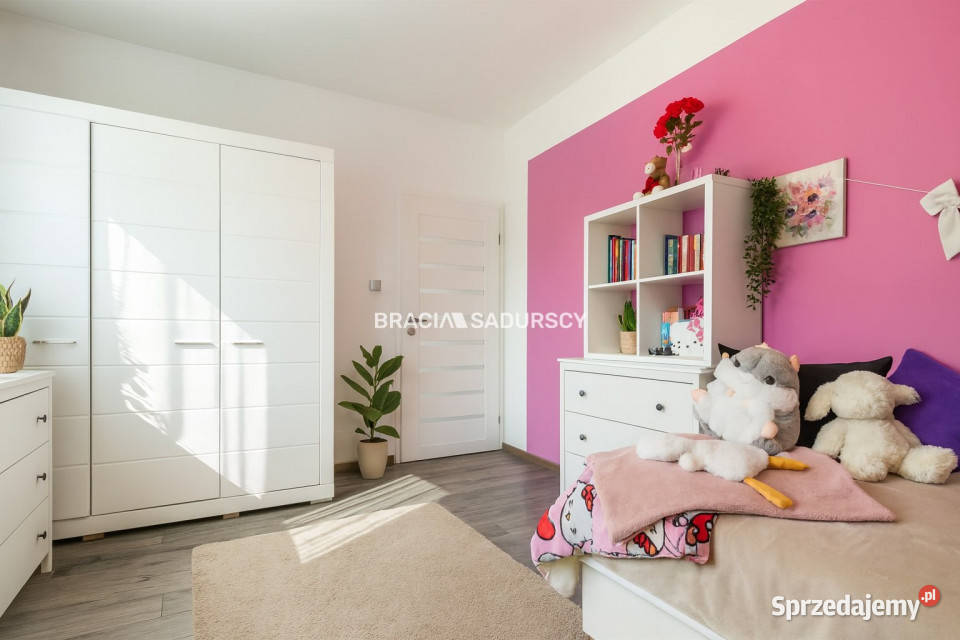 sprzedaży domu wolnostojącego Kraków 220m2 Rok budowy 1980