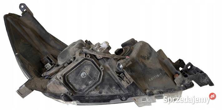 LAMPA LEWY PRZÓD LED TOYOTA HILUX 16 EU osobowe Nowy Tomyśl