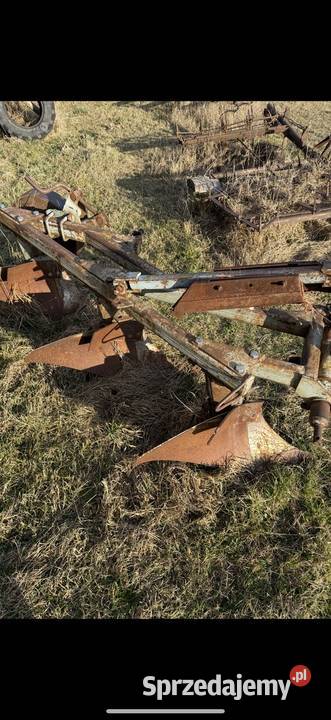 Sprzedam pługi 3 skibowe podlaskie Ciechanowiec sprzedam