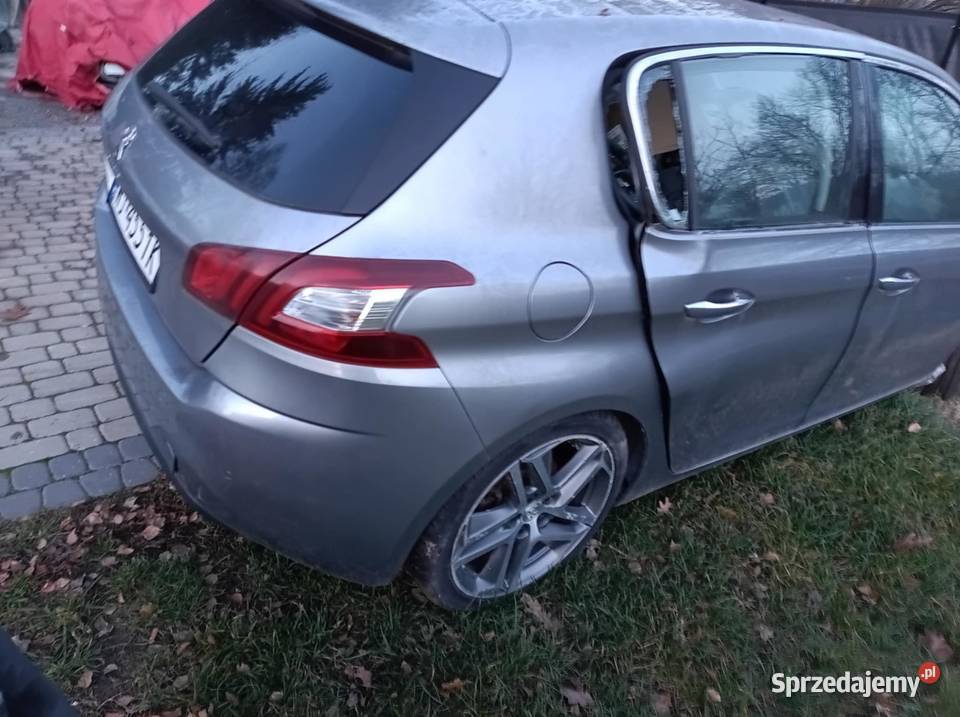 Peugeot 308 16 benzyna 2013r zarejestrowany w Samochody osobowe