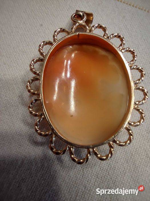 Piękna kamea wisior złoto 585