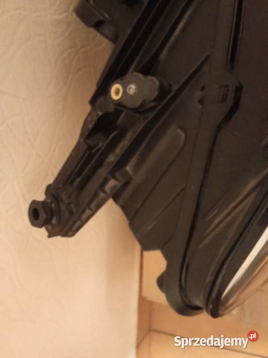 VW Passat B82023rreflektor przedni prawy full Kamieniec Wrocławski