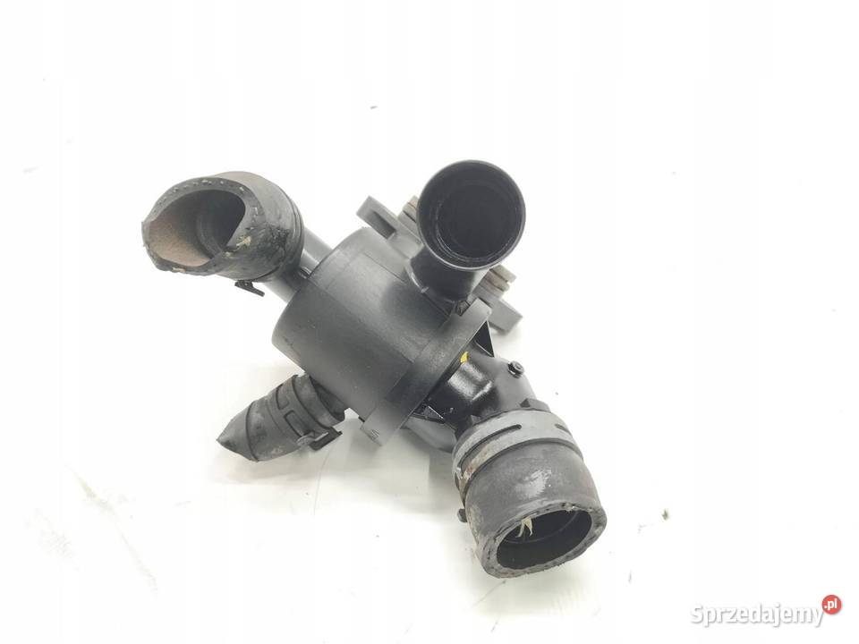 OBUDOWA TERMOSTATU 03L121111AE 20 TDI VW