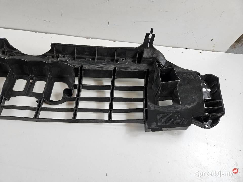 AUDI Q3 II 83A STELAŻ GRILLA ATRAPY PRZÓD osobowe Międzychód