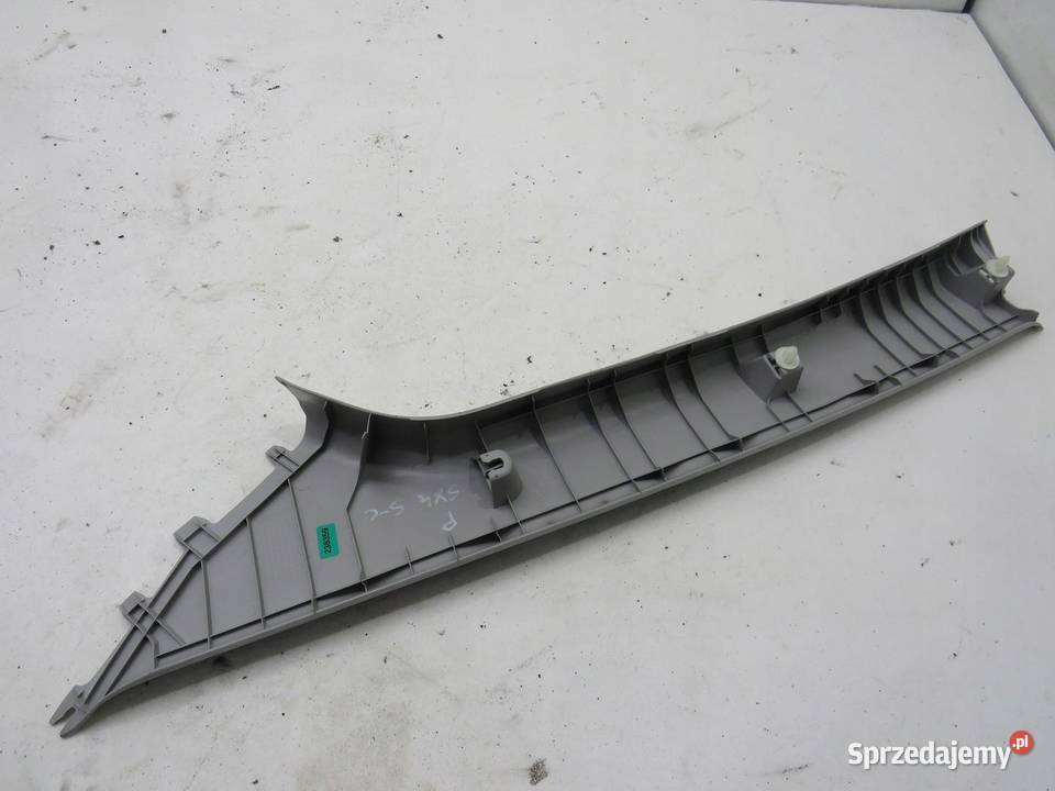 OSŁONA SŁUPKA PRAWA SX4 SCROSS