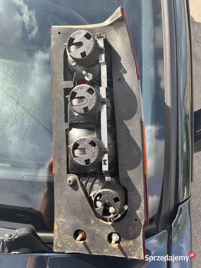 Lampa tylna lewa Volvo 940 960 kombi osobowe Lampy tylne