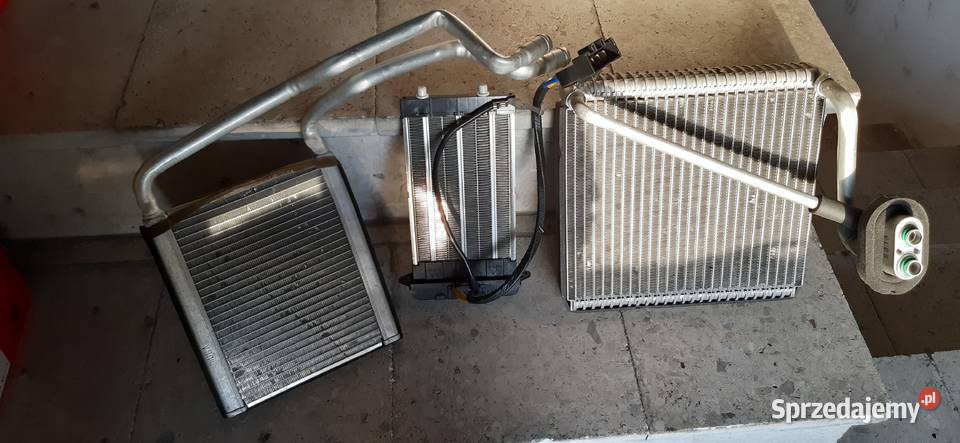 Hyundai ix20 nagrzewnica 16 crdi 2012 Rok produkcji 2012 Staszów