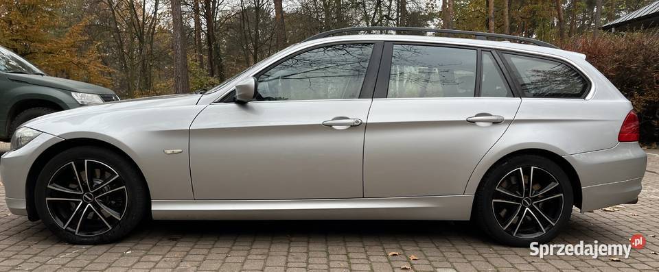BMW E91 325d 2009 mazowieckie Józefów