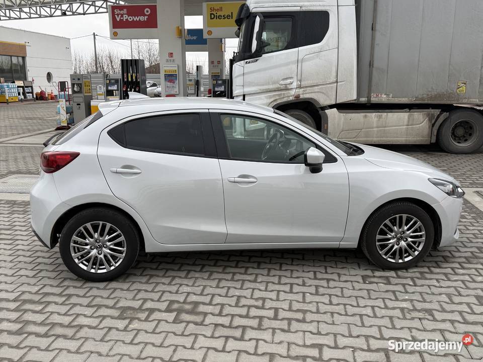 Mazda 2 15 SkyactivG 90 Exclusive Line 2020 r Krosno sprzedam