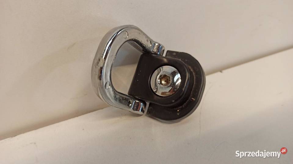 RANGE ROVER SPORT L320 UCHWYT BAGAŻNIKA osobowe sprzedam