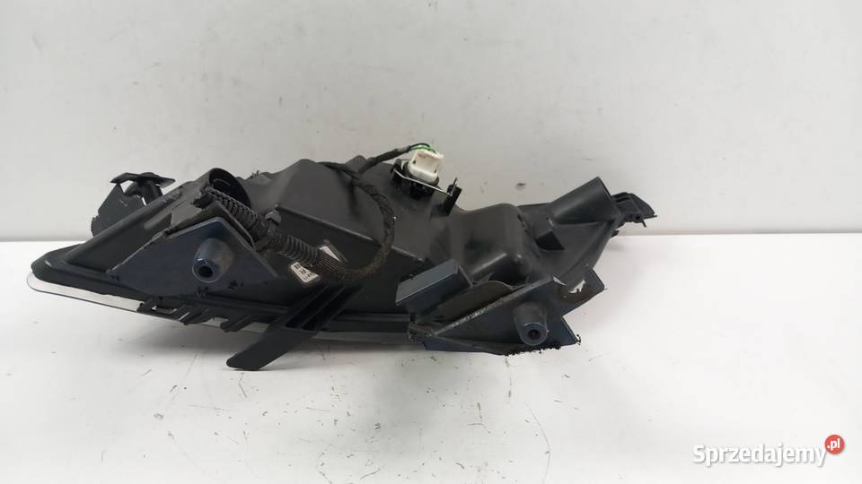 OPEL ASTRA J HALOGEN PRAWY ZDERZAK PRZÓD Zbierkowo