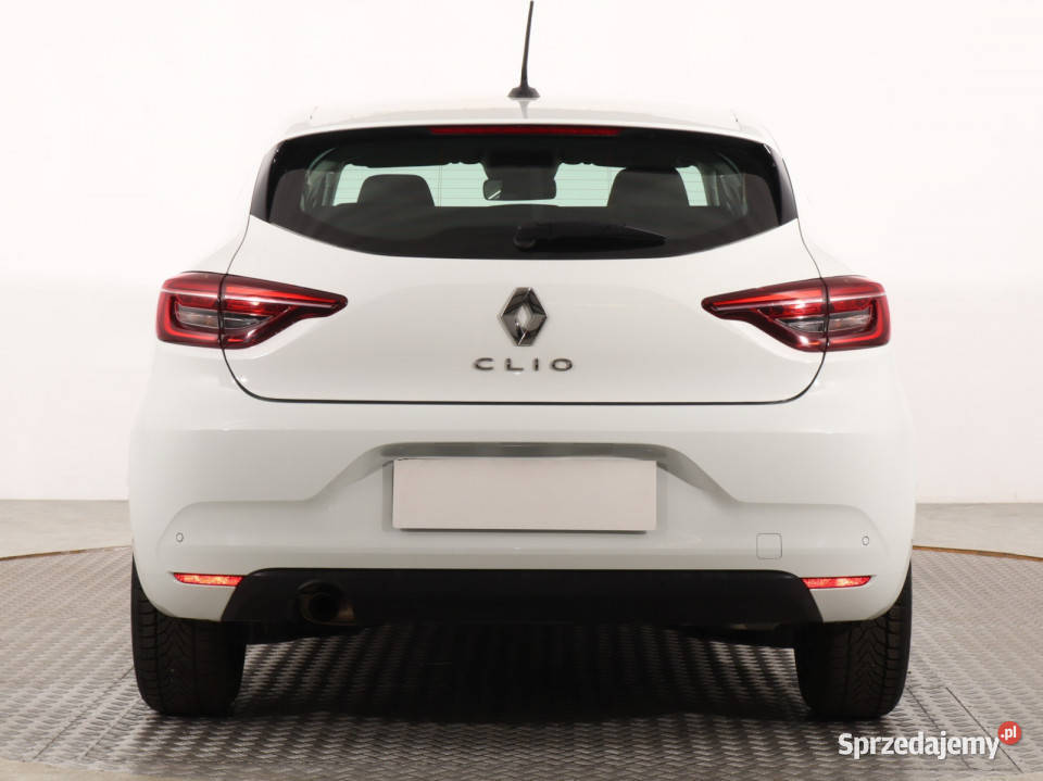 Renault Clio 10 TCe nieuszkodzony
