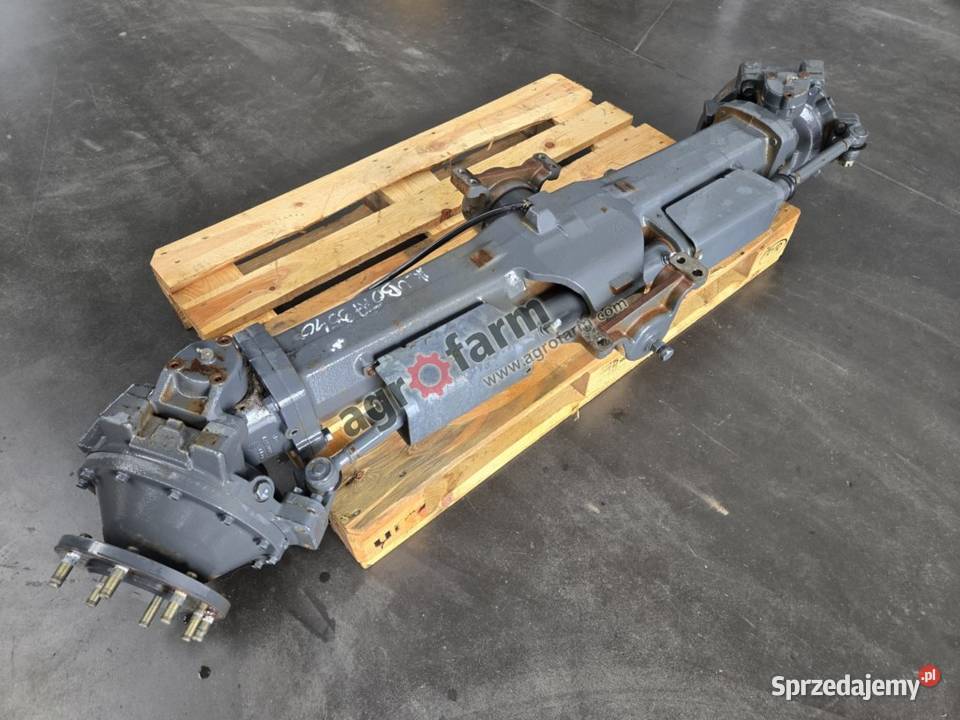 Przedni most Kubota M9540