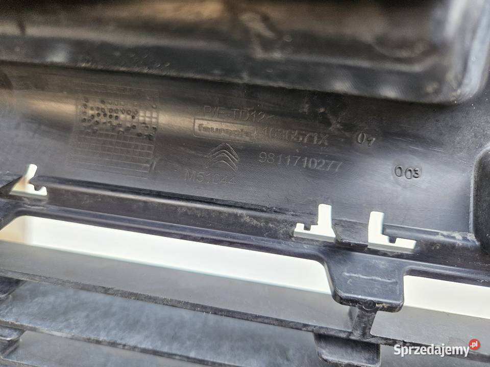 CITROEN JUMPY 3 III KRATKA ŚRODKOWA ZDERZAKA osobowe wielkopolskie Międzychód