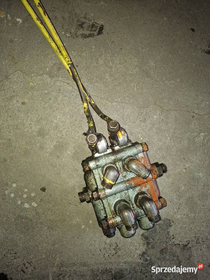 Rozdzielacz dwu sekcyjny Wschowa