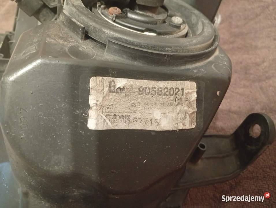 Reflektory Opel Zafira A przód komplet 125KM Samochody osobowe