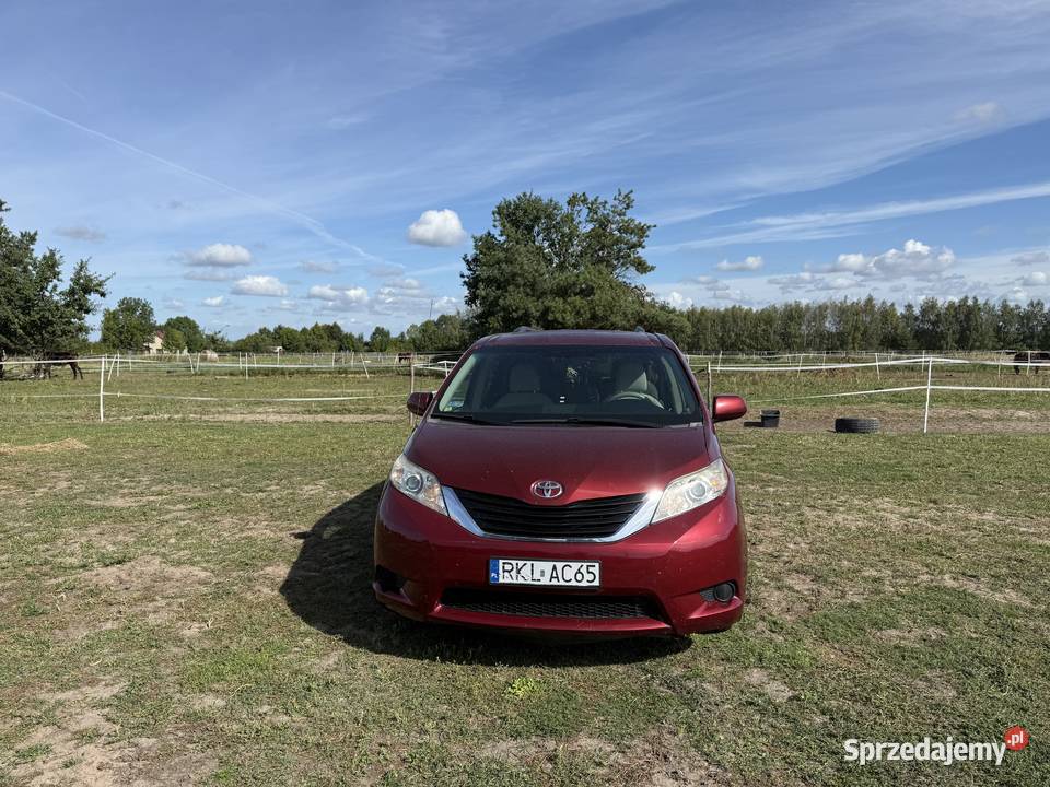 Okazja Toyota Sienna 3500 3 Gaz Wersja Eco Full Dzikowiec