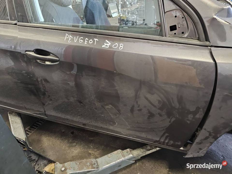 DRZWI PRAWE PRZÓD PEUGEOT 308 EVL osobowe