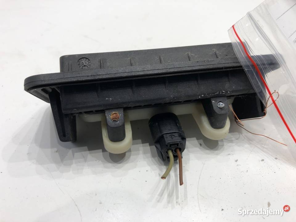 KLAMKA KLAPY TYŁ MERCEDES W212 Kombi 0916 Black Klapy bagażnika