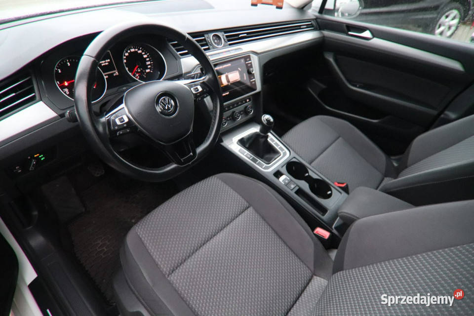 Volkswagen Passat krajowyserwisowanyzarejestr FA Opole