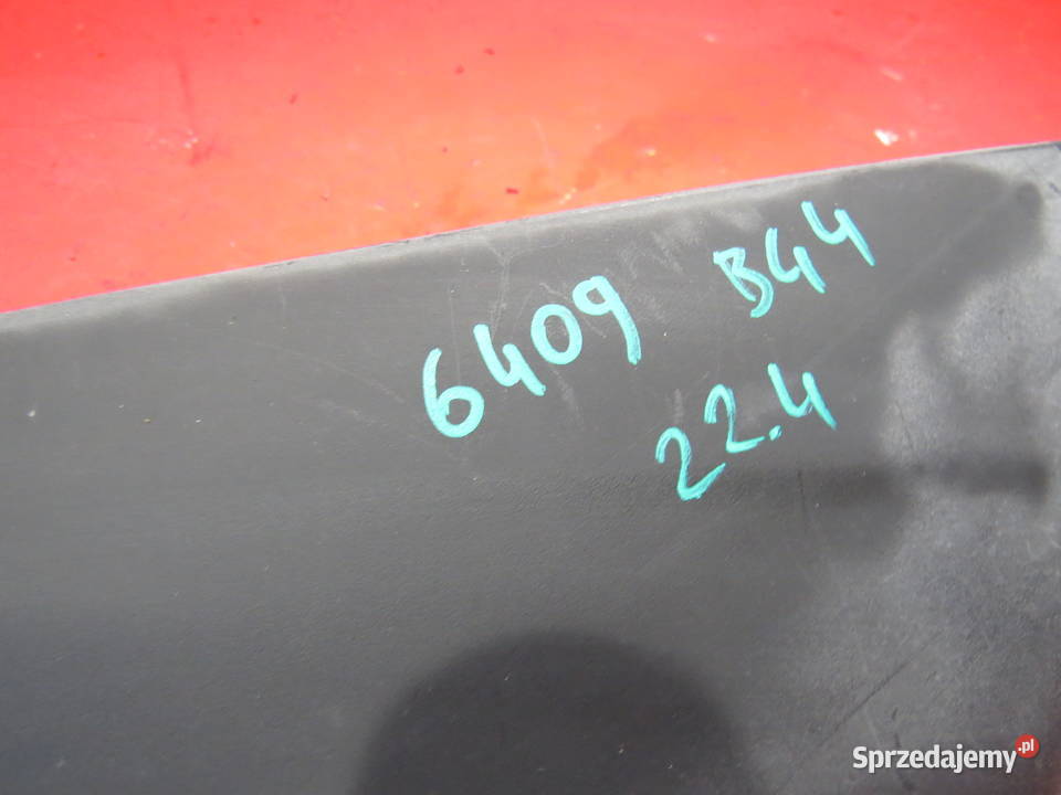 SUZUKI BURGMAN 400 K7 2008 owiewka osłona bok