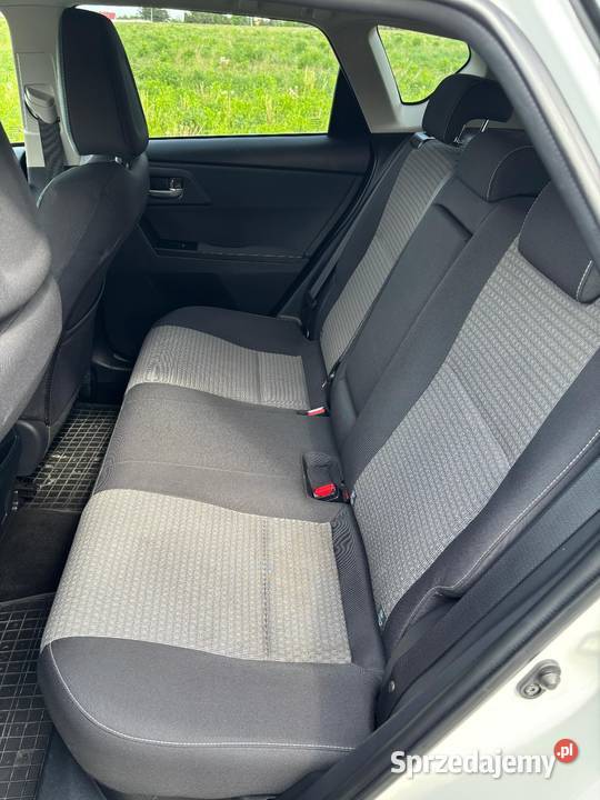 Toyota Auris 2018 Selection 18 Hybrid Niemce