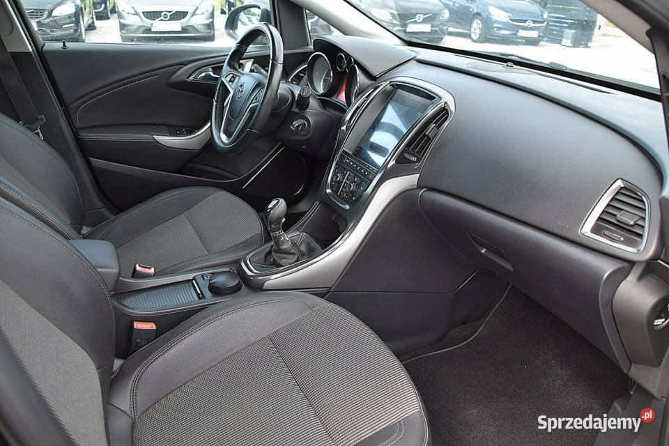 Opel Astra 14T 120 Cosmo Półskóra Navi Gwarancja Nowe Kucice